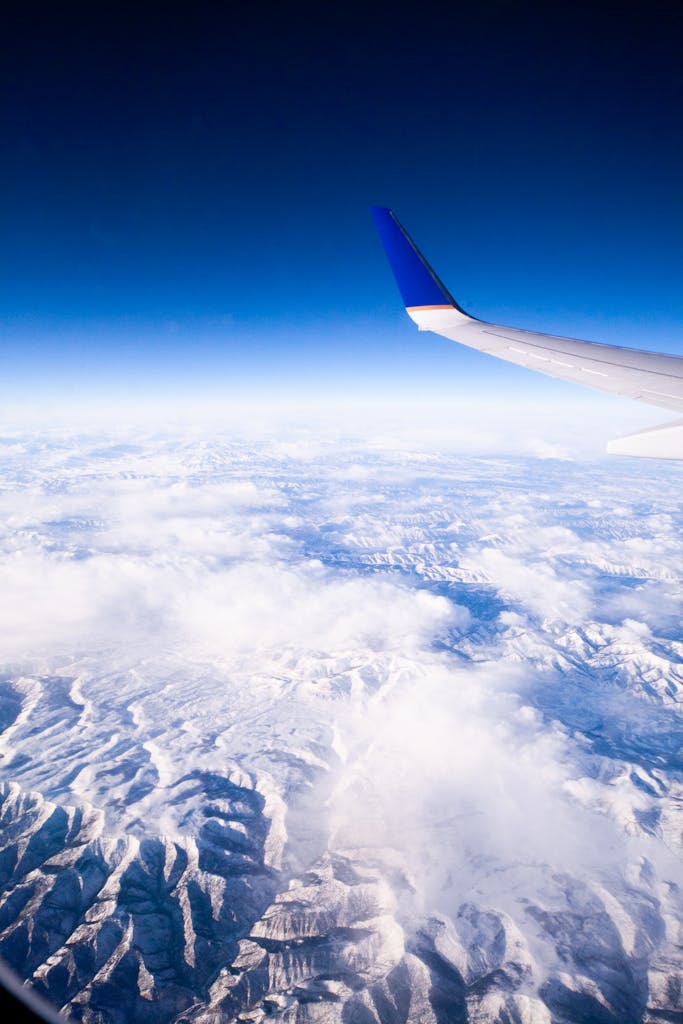 Photo by Amelia Cui | Eric Going Global Flight Status Guide